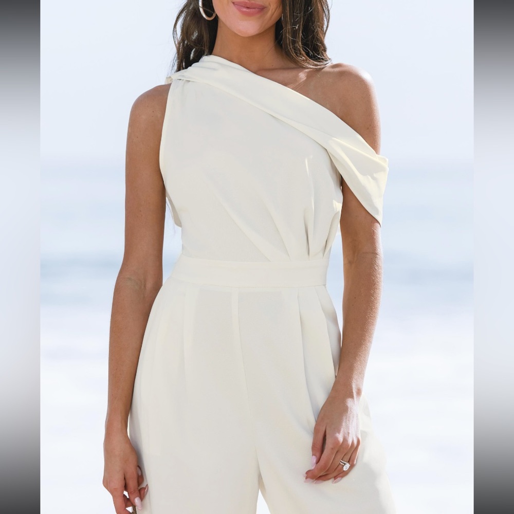 × Madison Romance Bow One-Shoulder Jumpsuit - Picture 3 of 4